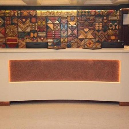 Hotel Atithi Γουβαχάτι Εξωτερικό φωτογραφία
