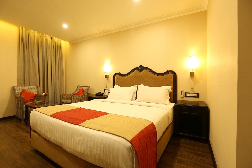 Hotel Atithi Γουβαχάτι Εξωτερικό φωτογραφία