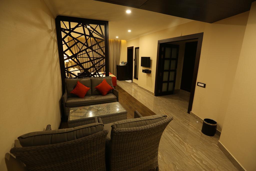 Hotel Atithi Γουβαχάτι Εξωτερικό φωτογραφία